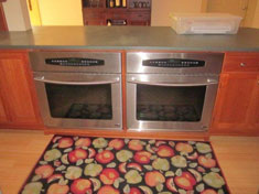 Double Ovens in kitchen