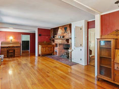 Spacious Dining Living Room